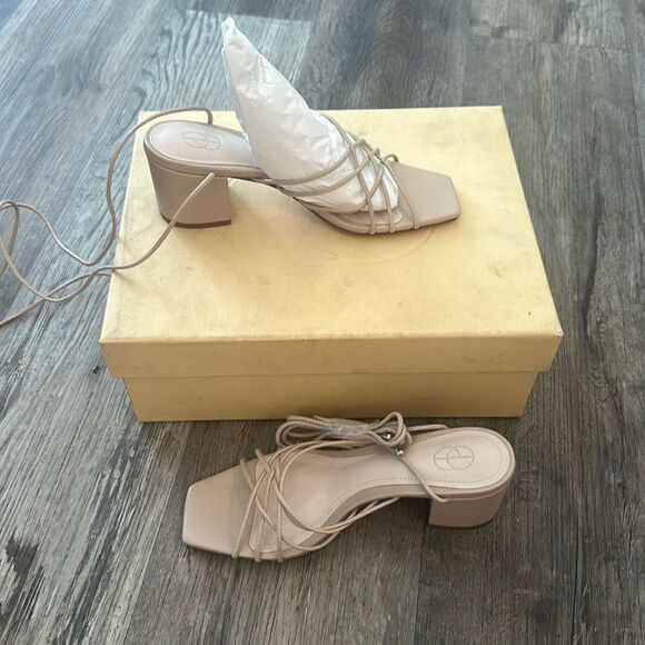 Porte & Paire Women's Leather Strappy Square Toe Sandals Cream Size 6 - Picture 4 of 9